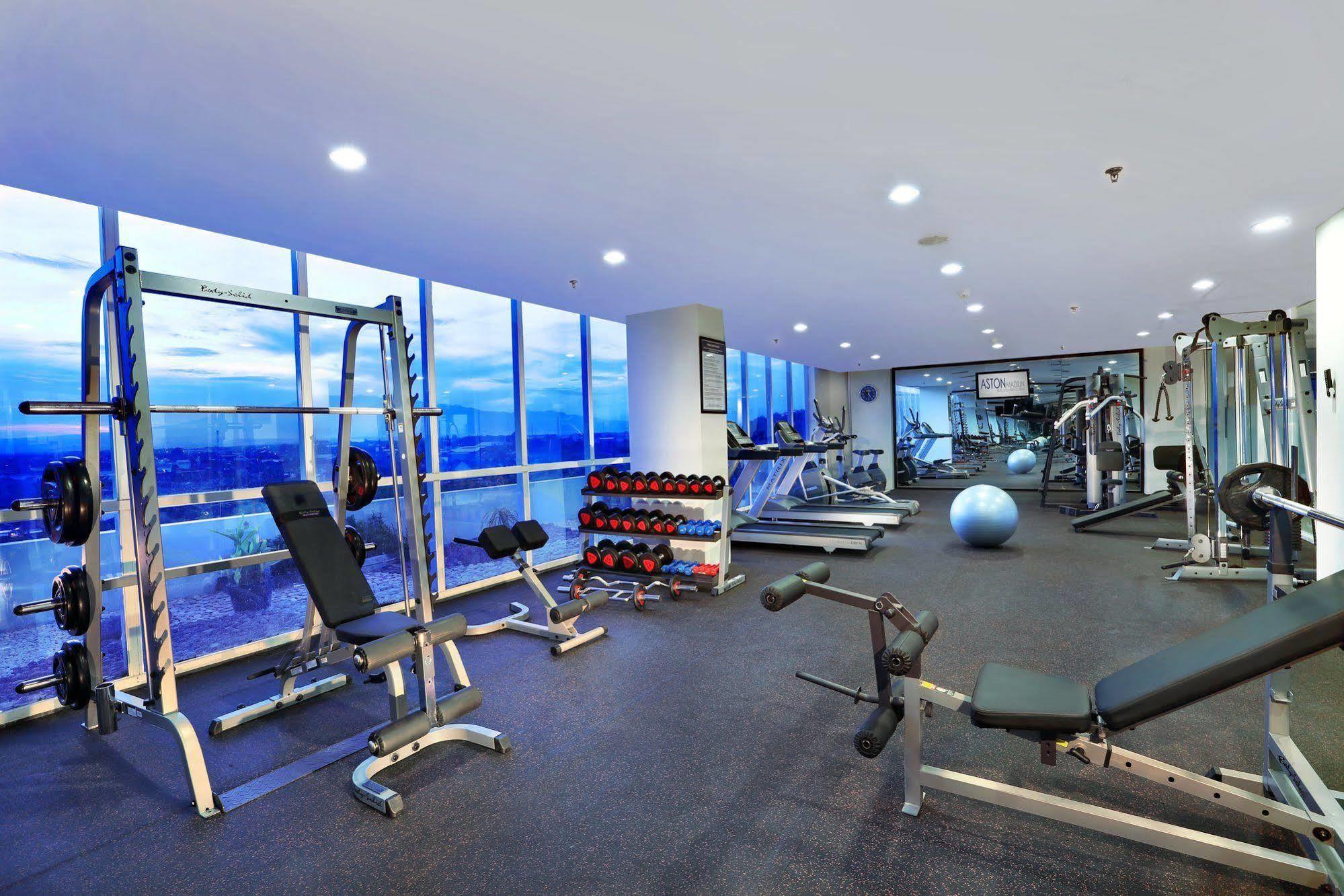 Aston Madiun Hotel & Conference Center Екстериор снимка